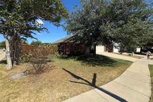 14001 Cedar Post Dr, Fort Worth, TX 76052 - Photo 24