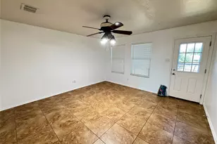 14001 Cedar Post Dr, Fort Worth, TX 76052 - Photo 14