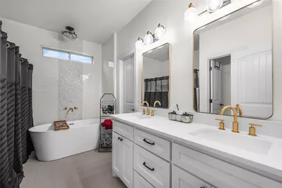 2811 San Gabriel Drive, Granbury, TX 76048 - Photo 16