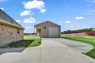 169 Pack Saddle Trail, Weatherford, TX 76088 - Photo 10