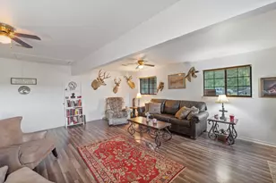 19531 Co Rd 4056, Kemp, TX 75143 - Photo 10