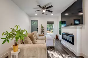 3027 Southland St, Dallas, TX 75215 - Photo 8