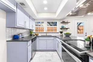 2633 Via Cordova, Carrollton, TX 75006 - Photo 8