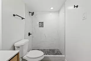 4859 Cedar Springs Rd, Dallas, TX 75219 - Photo 14