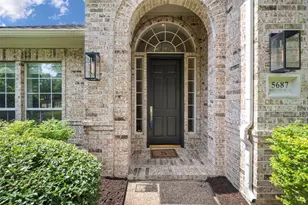 5687 Southern Hills Dr, Frisco, TX 75034 - Photo 2