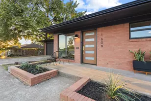 1609 W Woodard St, Denison, TX 75020 - Photo 6