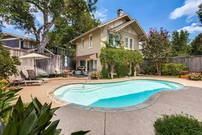 1351 Mistletoe Drive, Fort Worth, TX 76110 - Photo 30