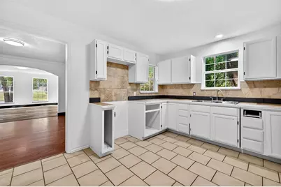 205 W Bond Street, Denison, TX 75020 - Photo 16