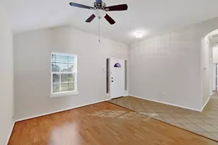 2039 Pecan Creek Dr, Mesquite, TX 75181 - Photo 8