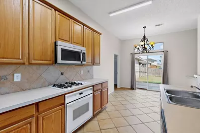 2039 Pecan Creek Drive, Mesquite, TX 75181 - Photo 14