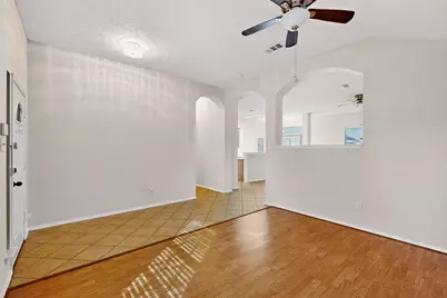 2039 Pecan Creek Drive, Mesquite, TX 75181 - Photo 6