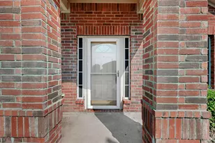 2039 Pecan Creek Dr, Mesquite, TX 75181 - Photo 4