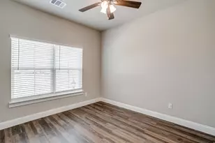 520 Lk Pt Dr, Weatherford, TX 76087 - Photo 32