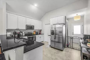 5630 Mesa Loop, Granbury, TX 76048 - Photo 6