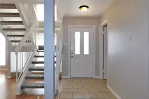 219 Wildfire Dr, Lewisville, TX 75067 - Photo 6