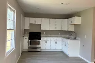 2321 Reginald Rd, Fort Worth, TX 76112 - Photo 2