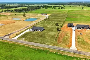 835 Clb Lk Rd, Whitesboro, TX 76273 - Photo 38