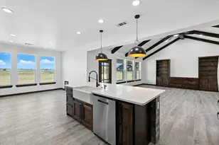 835 Clb Lk Rd, Whitesboro, TX 76273 - Photo 12