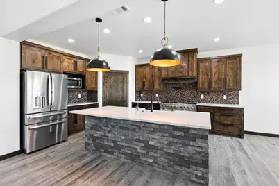 835 Club Lake Road, Whitesboro, TX 76273 - Photo 10