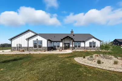 835 Club Lake Road, Whitesboro, TX 76273 - Photo 1