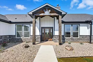 835 Clb Lk Rd, Whitesboro, TX 76273 - Photo 4