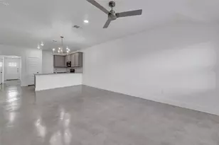 1110 S College Ave, Troy, TX 76579 - Photo 6