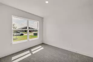 1214 S College Ave, Troy, TX 76579 - Photo 12