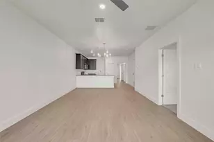 1214 S College Ave, Troy, TX 76579 - Photo 4