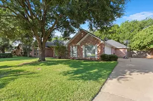 9412 Silverthorn Dr, Waco, TX 76708 - Photo 2