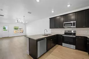 1122 S College Ave, Troy, TX 76579 - Photo 4