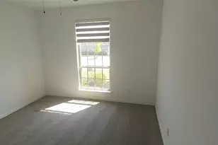 4905 Shadetree St, Little Elm, TX 76227 - Photo 8