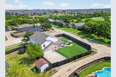 2052 Diamond Ridge Drive, Carrollton, TX 75010 - Photo 10