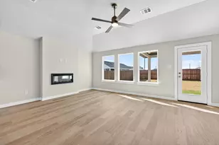 2220 Trailside Dr, Sherman, TX 75092 - Photo 4