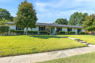 1318 Brook Valley Ln, Dallas, TX 75232 - Photo 2