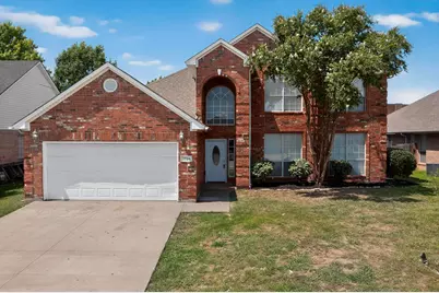 1705 Clover Hill Road, Mansfield, TX 76063 - Photo 2