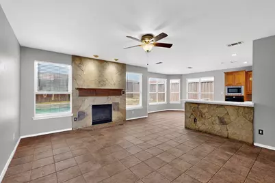 1705 Clover Hill Road, Mansfield, TX 76063 - Photo 8