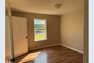 927 S Avenue H, Clifton, TX 76634 - Photo 14