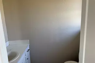 927 S Avenue H, Clifton, TX 76634 - Photo 12