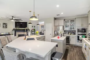 1509 Kingsbrook Cir, McKinney, TX 75072 - Photo 2