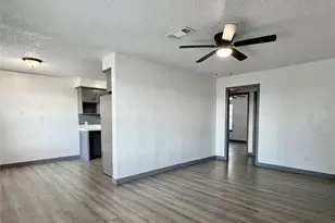 2526 Louise St, Denton, TX 76201 - Photo 4