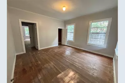 3024 Bonham Street, Paris, TX 75460 - Photo 4