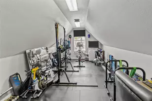 525 McKittrick Ct, Godley, TX 76044 - Photo 20