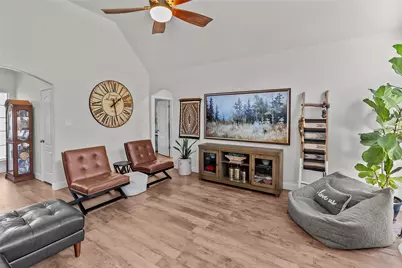 525 McKittrick Court, Godley, TX 76044 - Photo 6