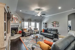 539 Windrow Ln, Waxahachie, TX 75165 - Photo 2