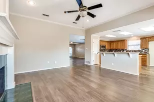 6804 Glendale Dr, Arlington, TX 76017 - Photo 10