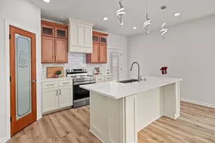 311 Heather Run, Woodway, TX 76712 - Photo 10