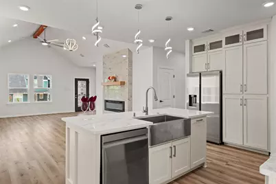 311 Heather Run, Woodway, TX 76712 - Photo 12