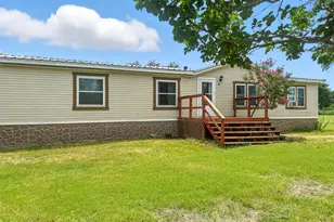 978 Old Church Rd, Waxahachie, TX 75165 - Photo 2