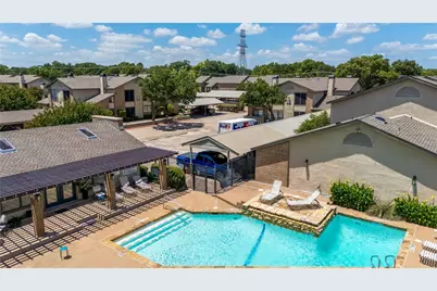 324 W Harwood Road #A, Hurst, TX 76054 - Photo 4