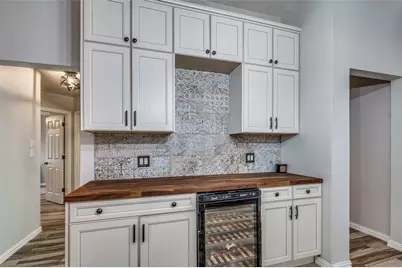 5005 Bradley Lane, Arlington, TX 76017 - Photo 8